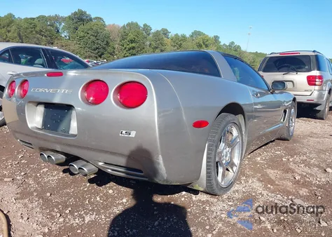 1999 Chevrolet Corvette z USA, uszkodzony, nr VIN 1G1YY22GXX5108844